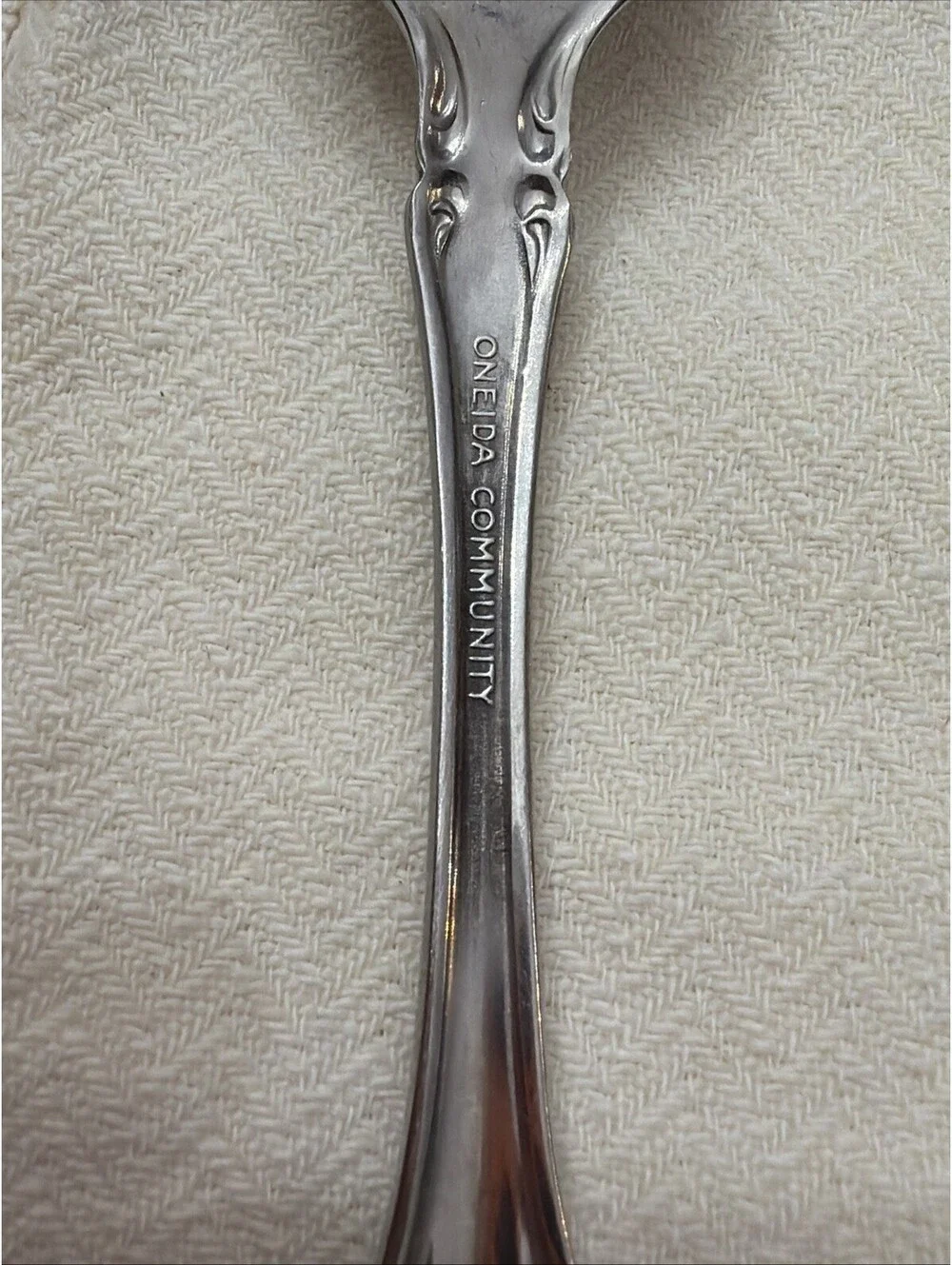 Oneida Community Michelangelo Silver plated  Salad Forks Set 6 Roses Cottage